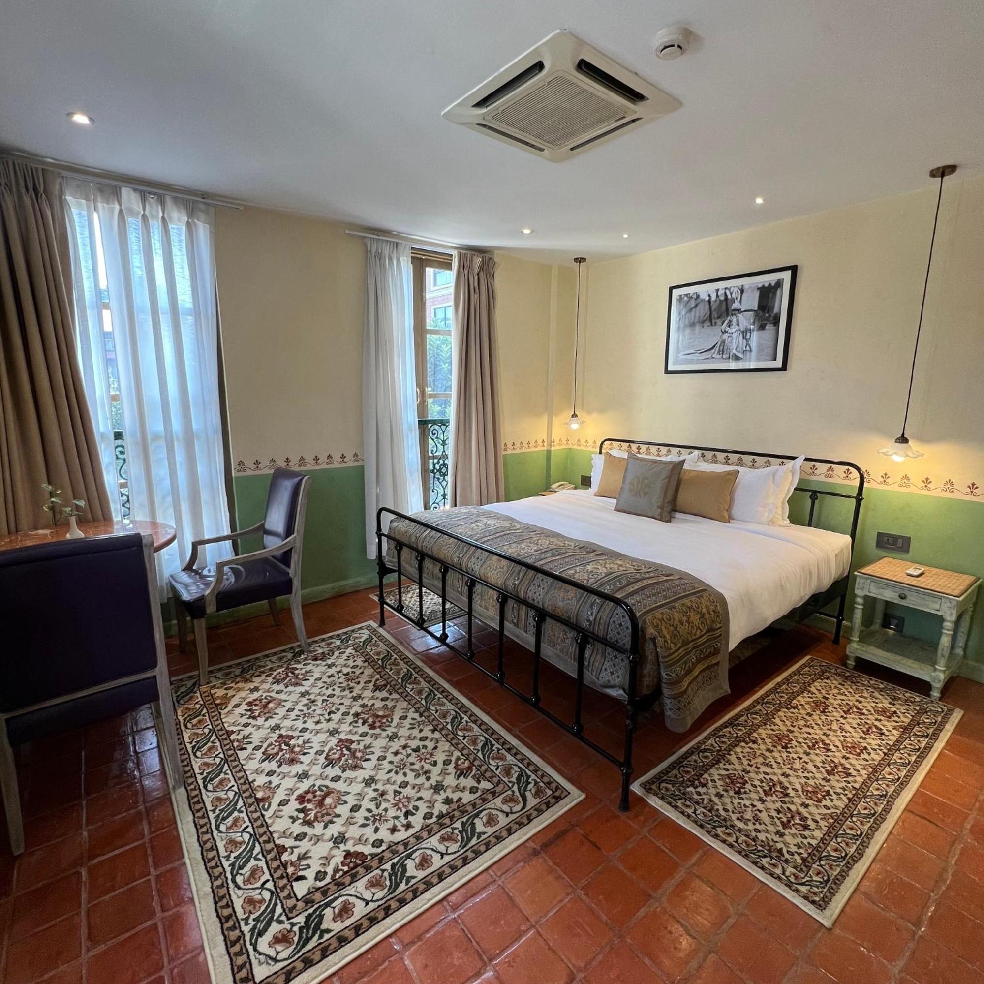 קטמנדו Seto Ghar Hotel מראה חיצוני תמונה
